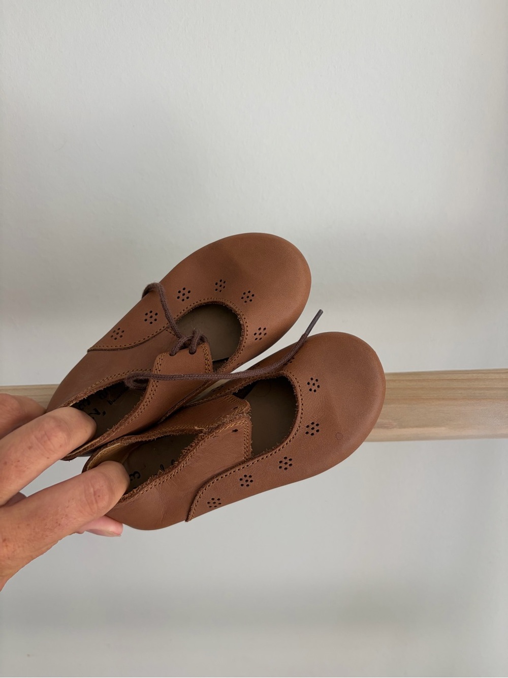 Adelisa & co leather shoes